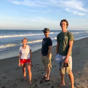 Meet your Posher, Carter